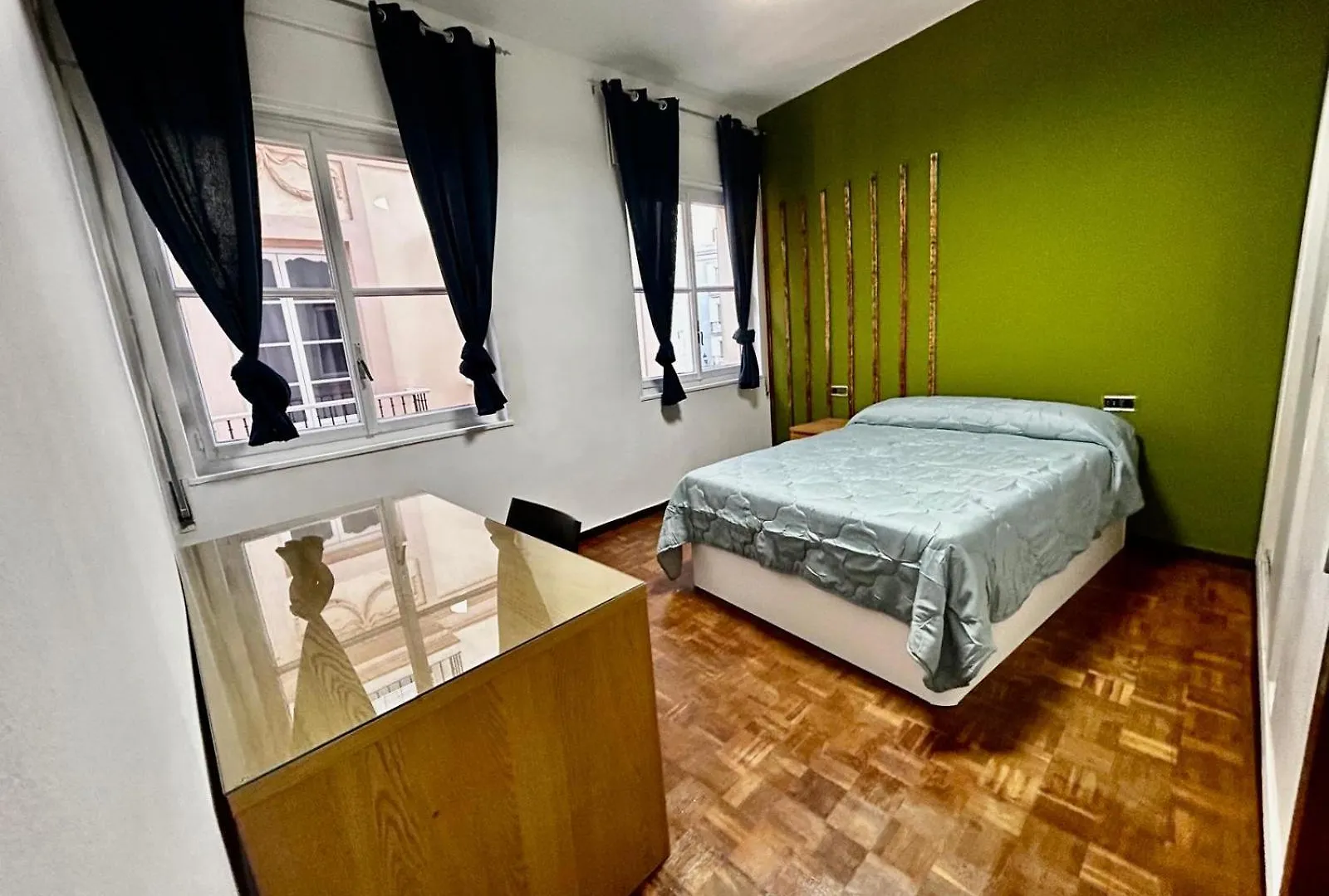 Tu Habitacion En Plaza Palillero Cadiz