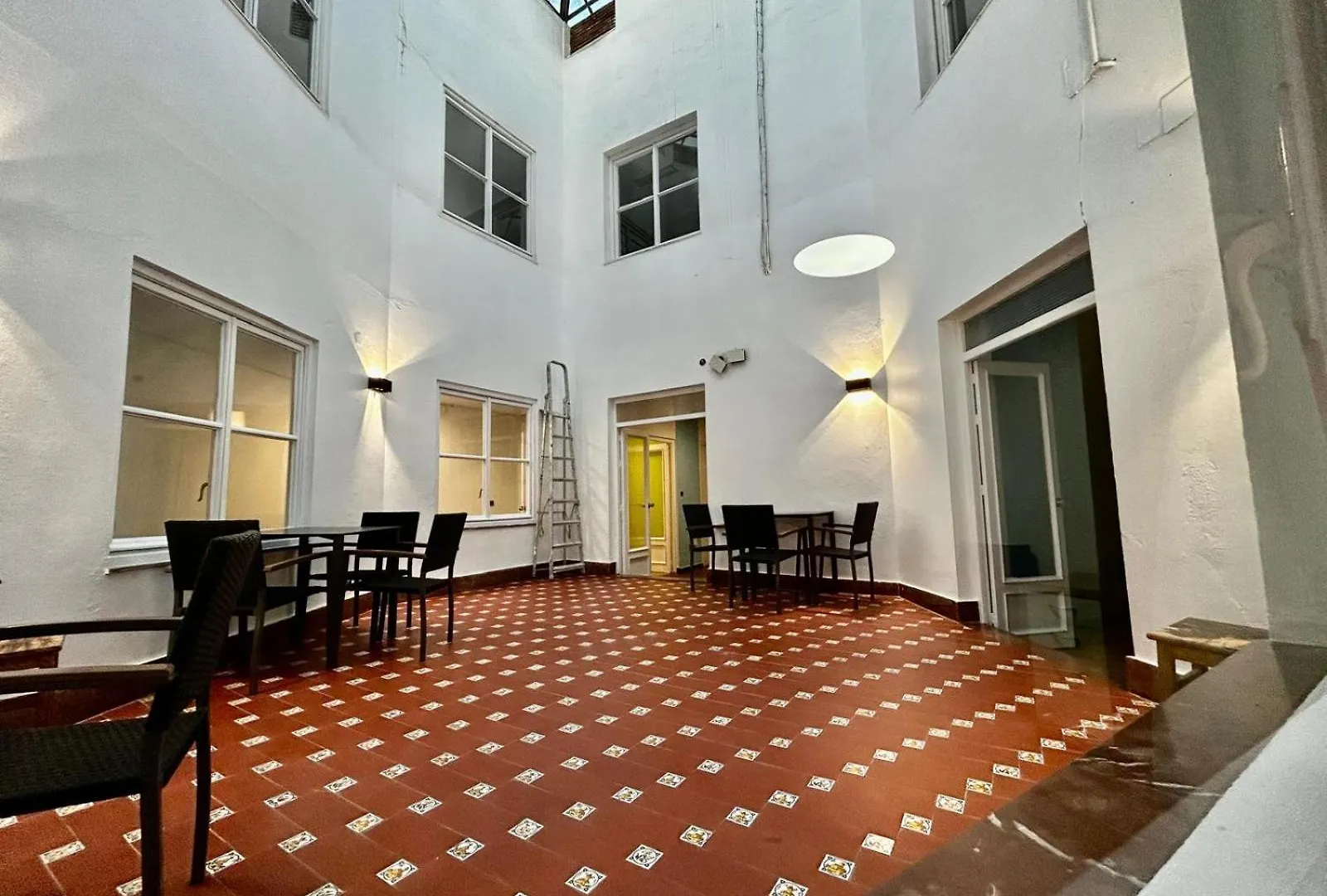 Homestay Tu Habitacion En Plaza Palillero Cadiz